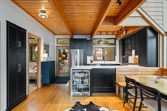 4 Dartmouth ROAD, Williams Bay, WI 53191