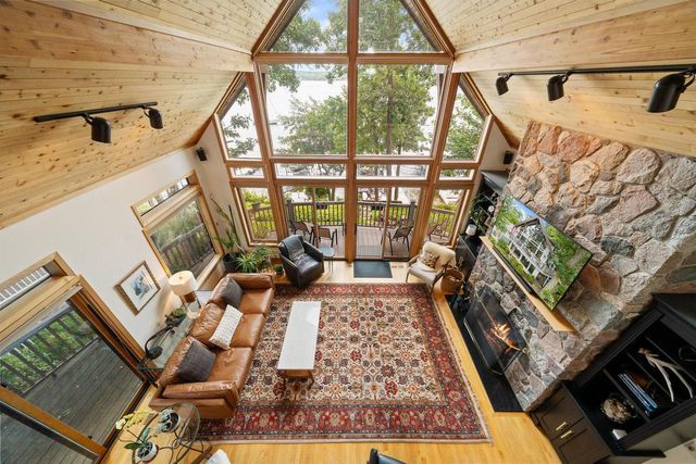 4 Dartmouth ROAD, Williams Bay, WI 53191