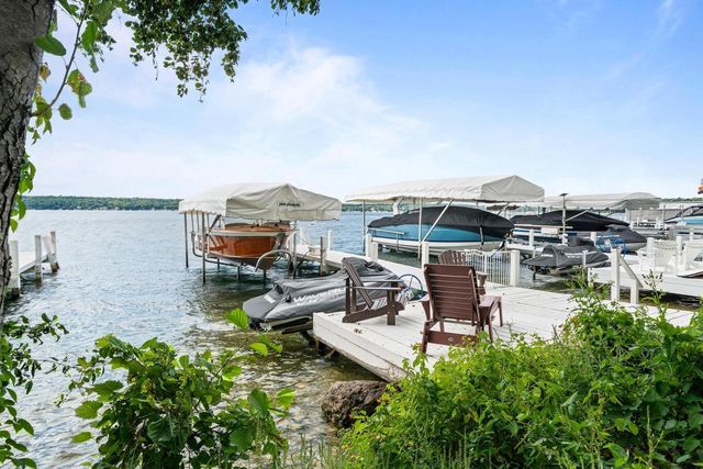4 Dartmouth ROAD, Williams Bay, WI 53191