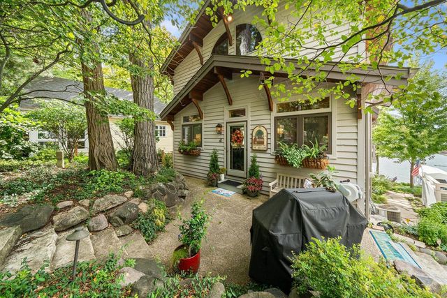 4 Dartmouth ROAD, Williams Bay, WI 53191