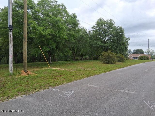 Redgate Road, Lucedale, MS 39452