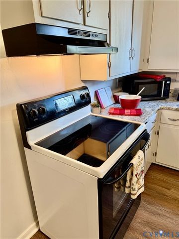 5529 Snead Rd, Richmond, VA 23224