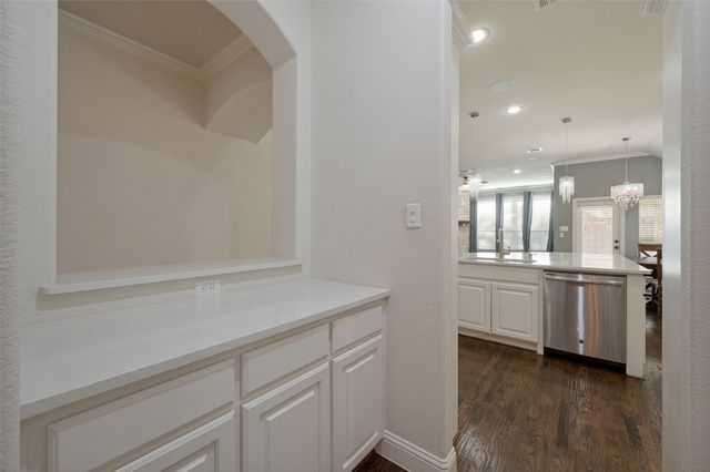 12908 Holbrook Drive, Farmers Branch, TX 75234