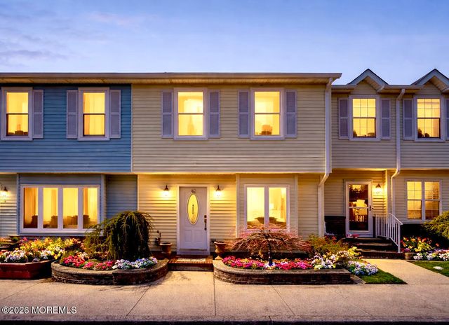 42 Renee Court 42, Jackson, NJ 08527