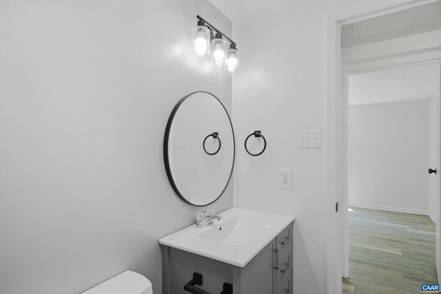 144 ALEX DR, Louisa, VA 23093