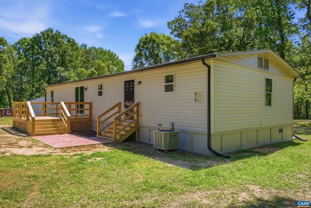 144 ALEX DR, Louisa, VA 23093