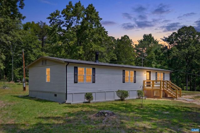 144 ALEX DR, Louisa, VA 23093