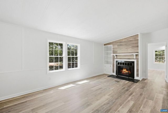 144 ALEX DR, Louisa, VA 23093