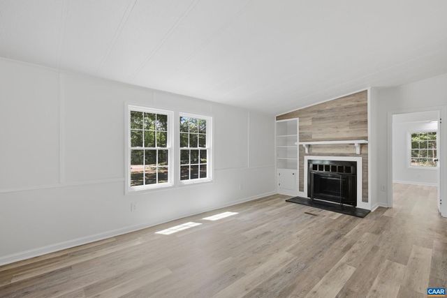 144 ALEX DR, Louisa, VA 23093