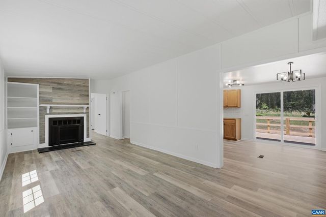 144 ALEX DR, Louisa, VA 23093