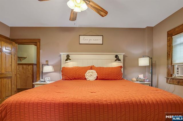 26 Maple Road, Ringwood, NJ 07456