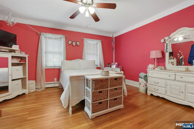 26 Maple Road, Ringwood, NJ 07456