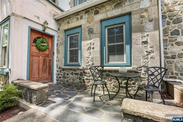 26 Maple Road, Ringwood, NJ 07456