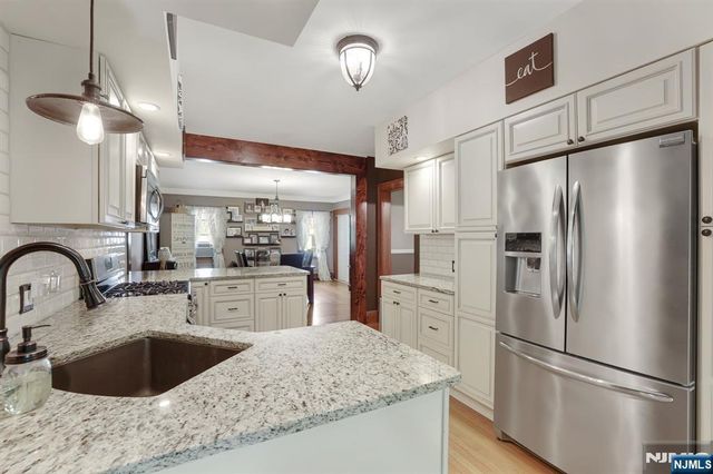 26 Maple Road, Ringwood, NJ 07456