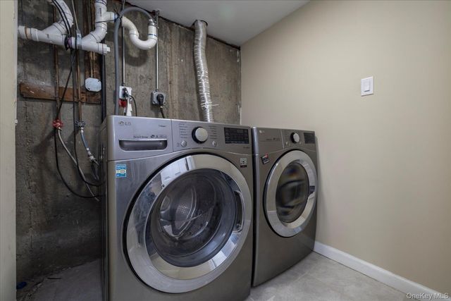 153 N Queens Avenue, Massapequa, NY 11758