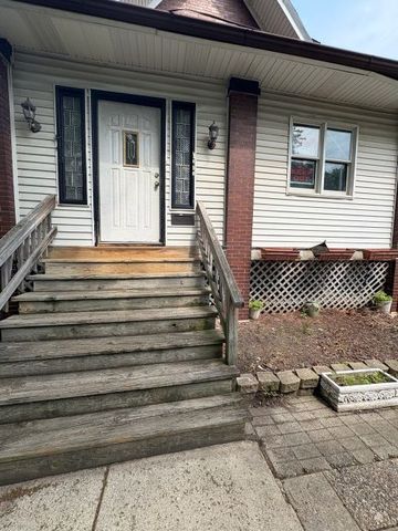 949 N Lawler Avenue, Chicago, IL 60651