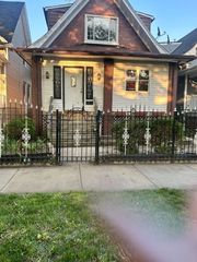 949 N Lawler Avenue, Chicago, IL 60651