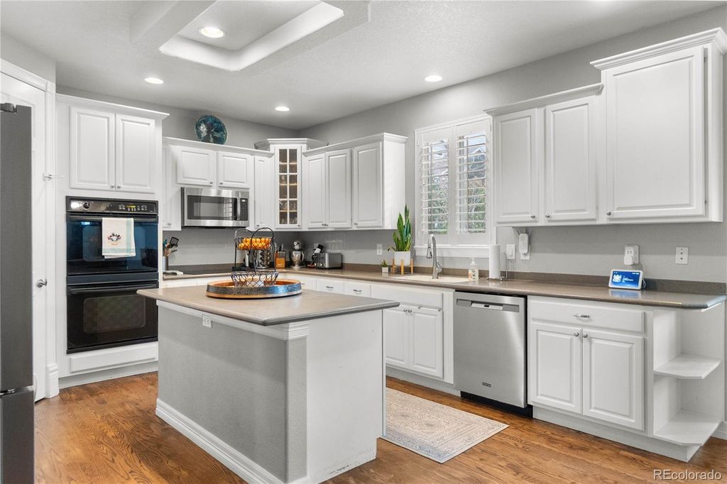 Image 12 of property listing at 9386 W Quarles Place, Littleton, CO 80128