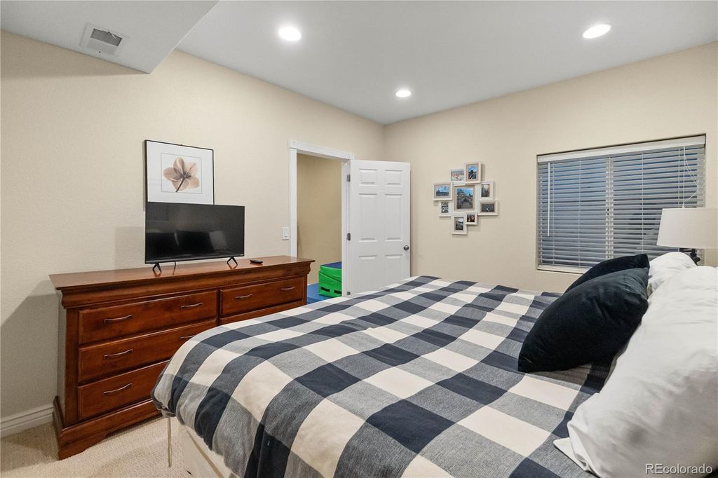 Image 42 of property listing at 9386 W Quarles Place, Littleton, CO 80128