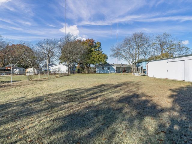 417 Houston Street, Cedar Hill, TX 75104