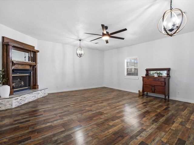 417 Houston Street, Cedar Hill, TX 75104