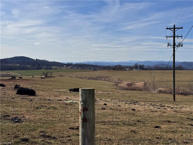 8621 Austin Traphill Road, Traphill, NC 28685