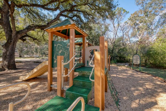 5712 Sam Houston CIR, Austin, TX 78731