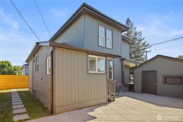 719 S Sprague Avenue, Tacoma, WA 98405