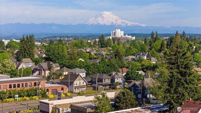 719 S Sprague Avenue, Tacoma, WA 98405