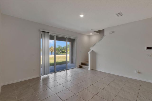 1089 BLUE JAY DRIVE, Davenport, FL 33837