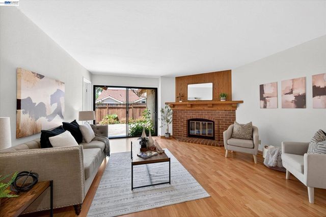 2881 Harrisburg Ave, Fremont, CA 94536