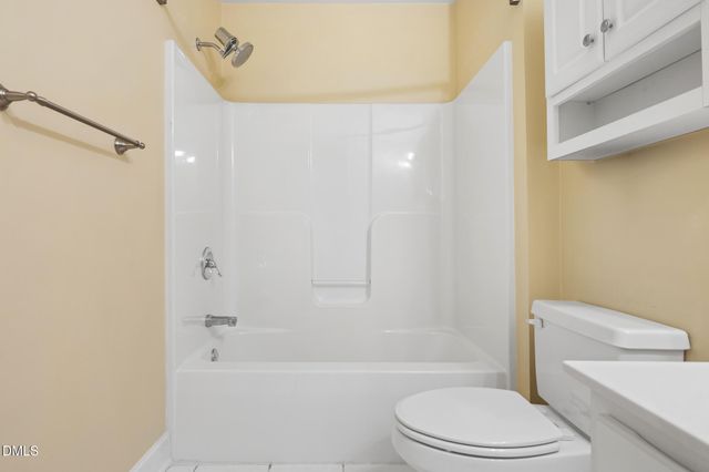 64 Winthrop Road, Pittsboro, NC 27312
