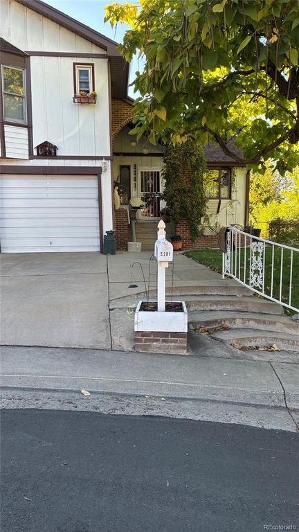 5281 King Street, Denver, CO 80221