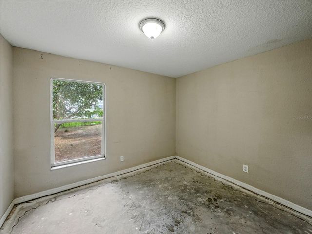 829 N LAKE AVENUE, Lakeland, FL 33801