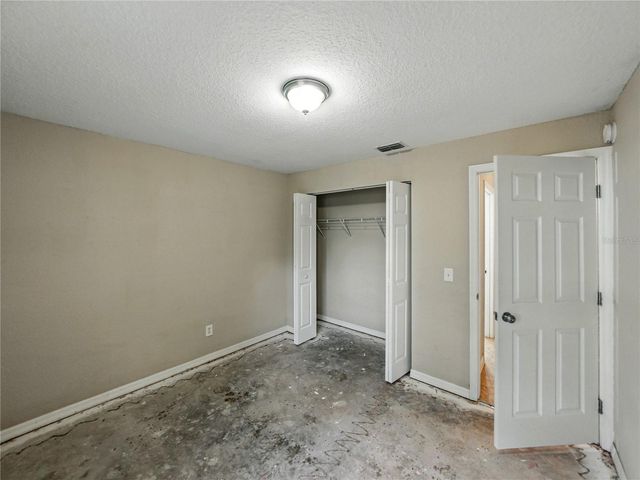 829 N LAKE AVENUE, Lakeland, FL 33801
