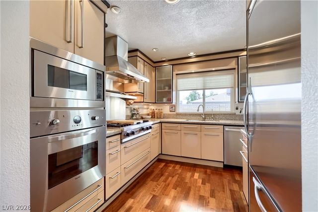 4385 Cartegena Way, Las Vegas, NV 89121