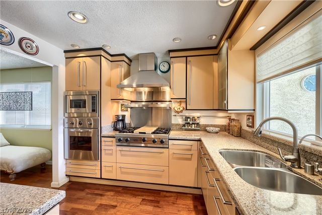 4385 Cartegena Way, Las Vegas, NV 89121