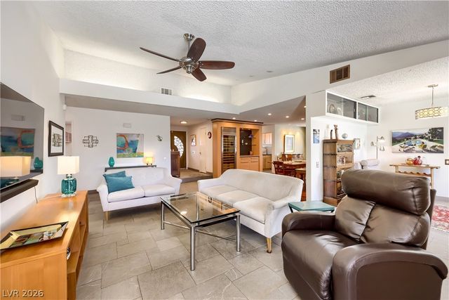 4385 Cartegena Way, Las Vegas, NV 89121