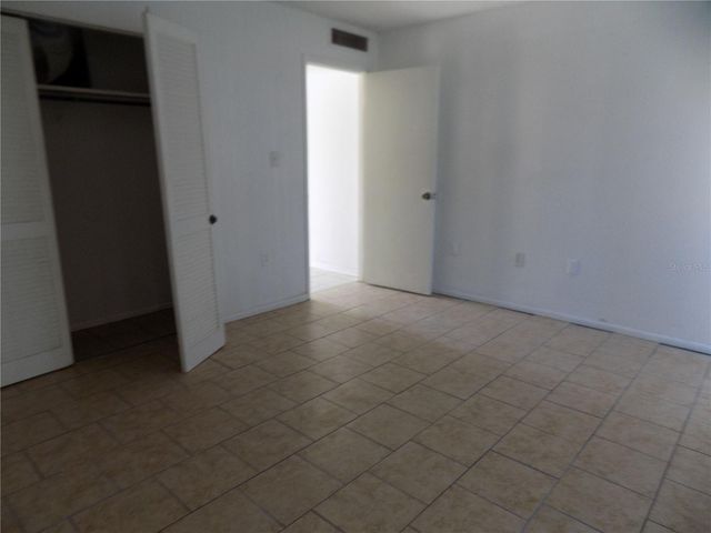 2811 SW ARCHER ROAD x 201, Gainesville, FL 32608