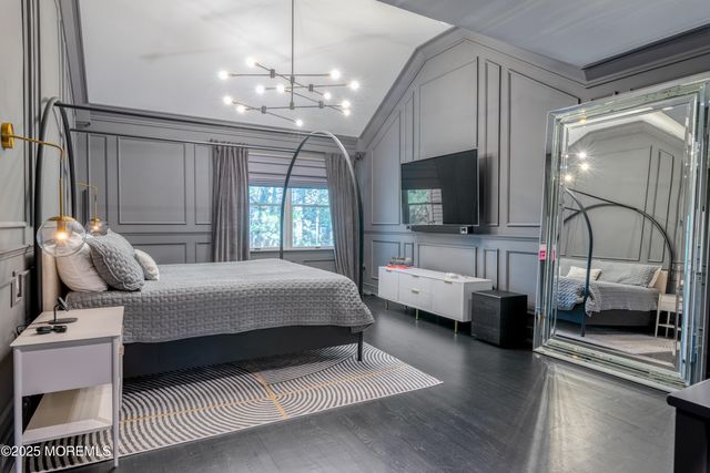 5 Hickory Lane, Little Silver, NJ 07739