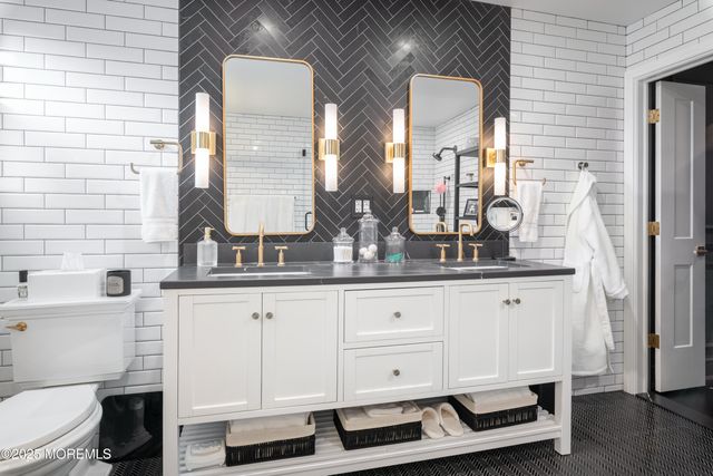 5 Hickory Lane, Little Silver, NJ 07739