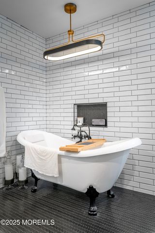 5 Hickory Lane, Little Silver, NJ 07739