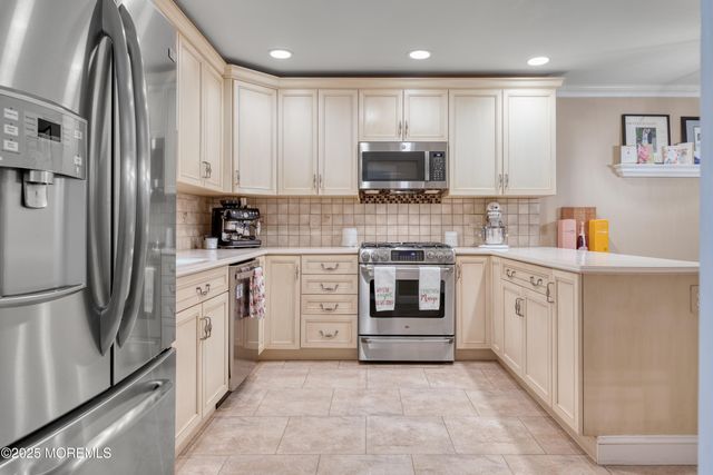 5 Hickory Lane, Little Silver, NJ 07739