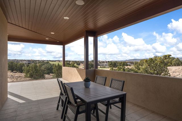 19 Summer Storm Circle, Santa Fe, NM 87506