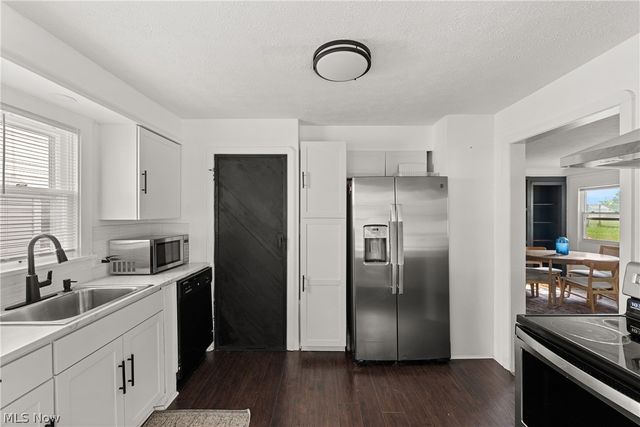 14404 Broxton Avenue, Cleveland, OH 44111