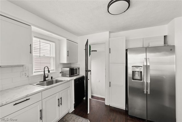 14404 Broxton Avenue, Cleveland, OH 44111