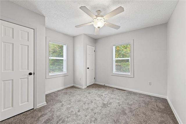 912 VEST Drive, Warrensburg, MO 64093