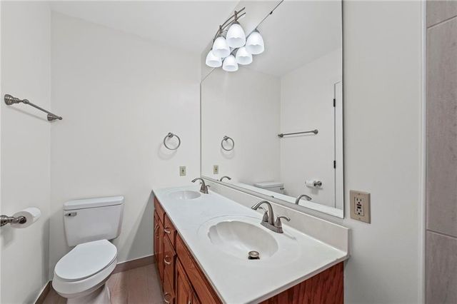 912 VEST Drive, Warrensburg, MO 64093