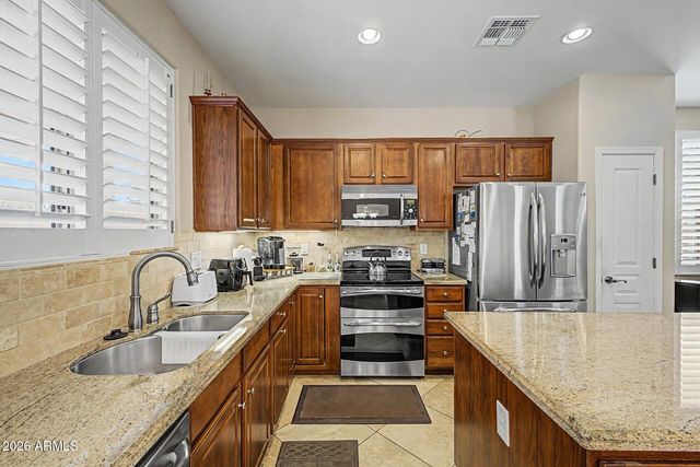 4164 E THUNDERHEART Trail, Gilbert, AZ 85297