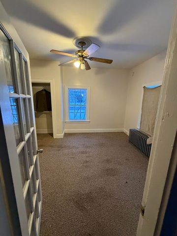 6 Merry Street, Bedford, NH 03110